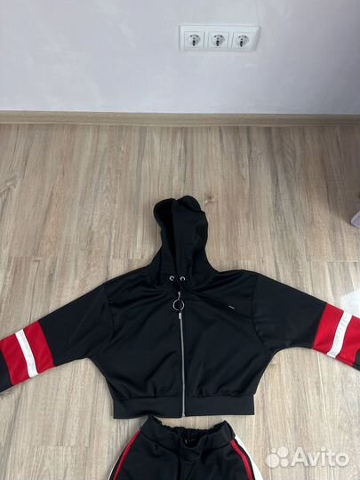 Спортивный костюм