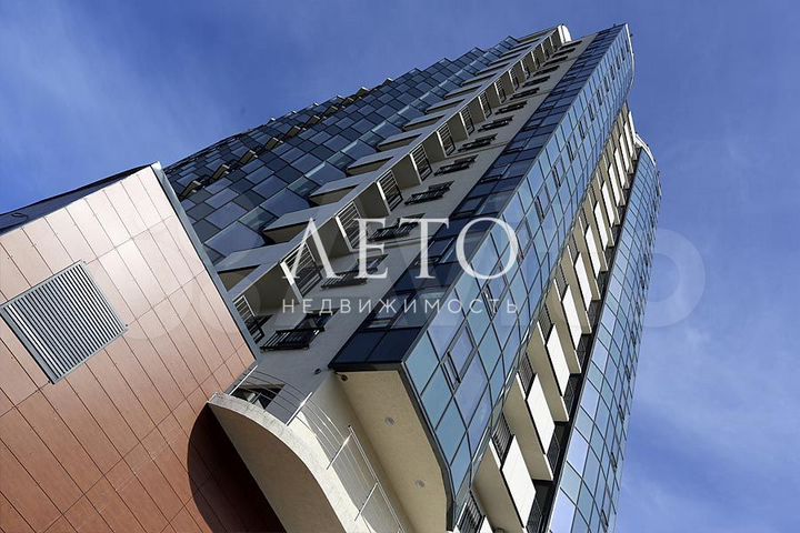 2-к. квартира, 70 м², 3/15 эт.