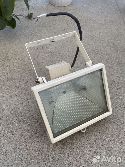 Светильник прожектор уличный 500 ват