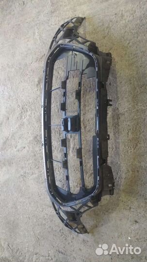 Кронштейн решетки радиатора Форд Транзит 2014-2022