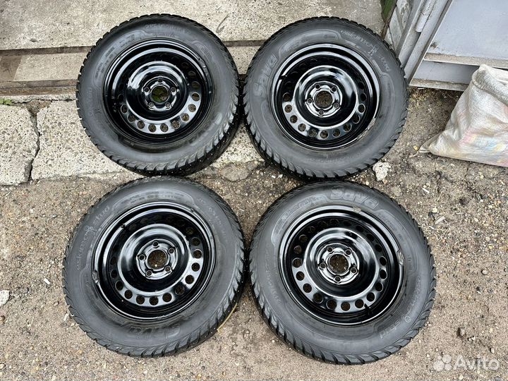 R16 Sava Eskimo Stud 215/65, PCD 5x114.3 DIA 67.1