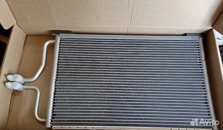 Конденсатор в сборе для Niva Urban (оригинал)