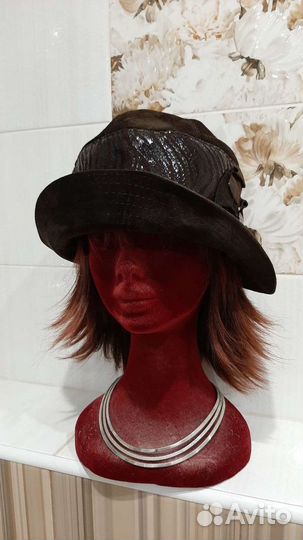 Шляпа женская осенняя - весенняя