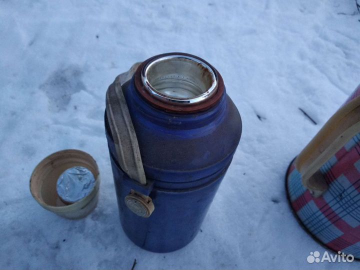 Два термоса Советских времён