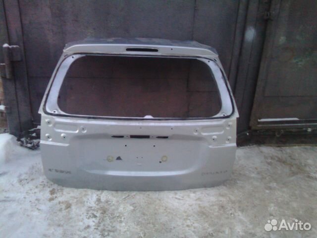 Крышка багажника Mitsubishi Outlander