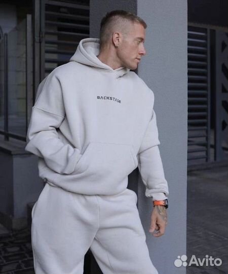 Спортивный костюм