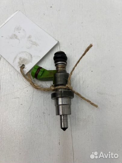 Форсунка топливная Toyota Noah AZR65G 1azfse 2002