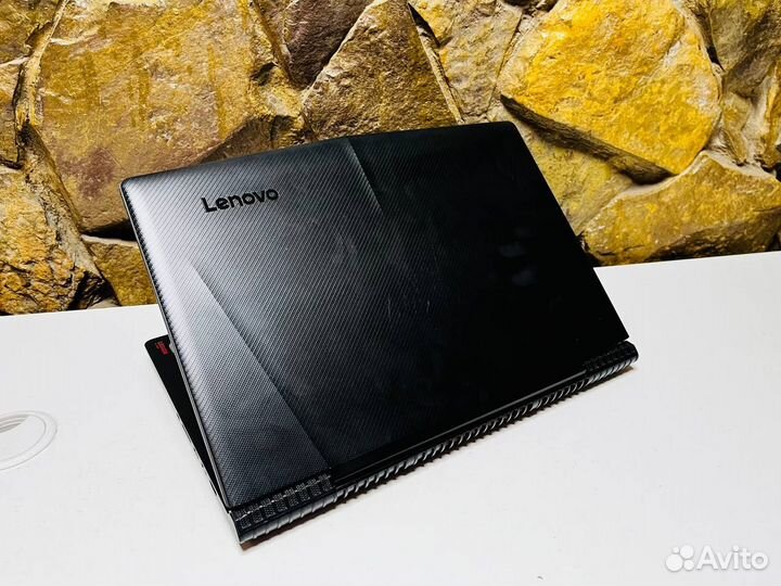 Игровой ноутбук Lenovo Legion 15.6'' FullHD