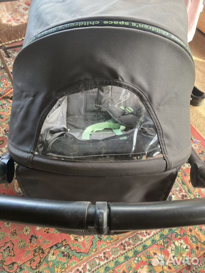 Прогулочная коляска