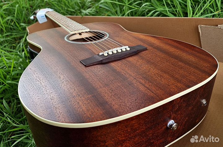 Гитара Parkwood красное дерево новая