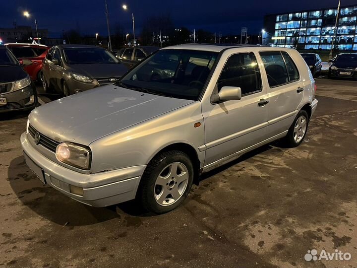 Volkswagen Golf 1.8 МТ, 1997, 285 000 км
