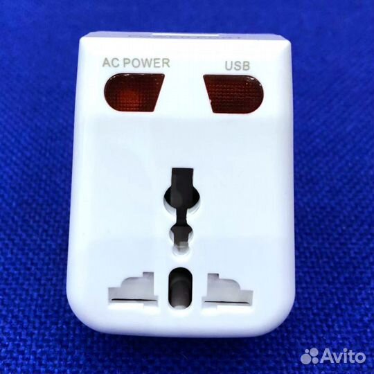 Сетевой адаптер с USB для путешествий