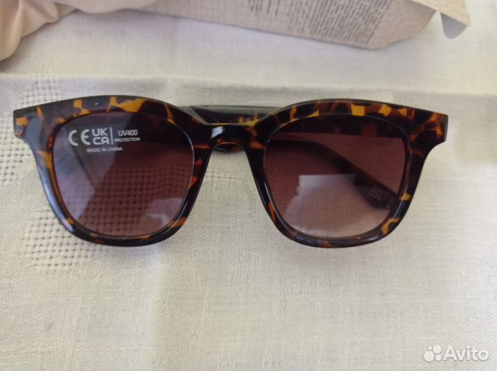 Очки Oriflame из юбилейной коллекции