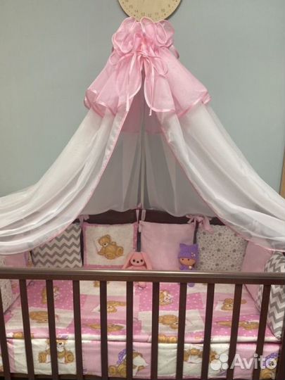 Балдахин и держатель для балдахина