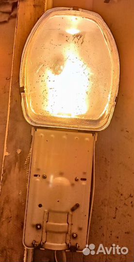 Светильник уличный кобра с кронштейном