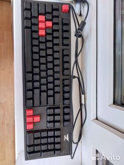 Комплект клавиатура, наушники