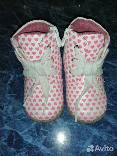 Ботинки на девочку