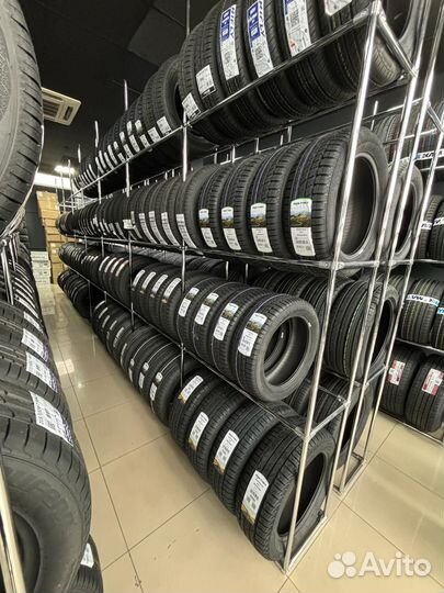 Ikon Tyres Nordman SC 195/70 R15C 104S