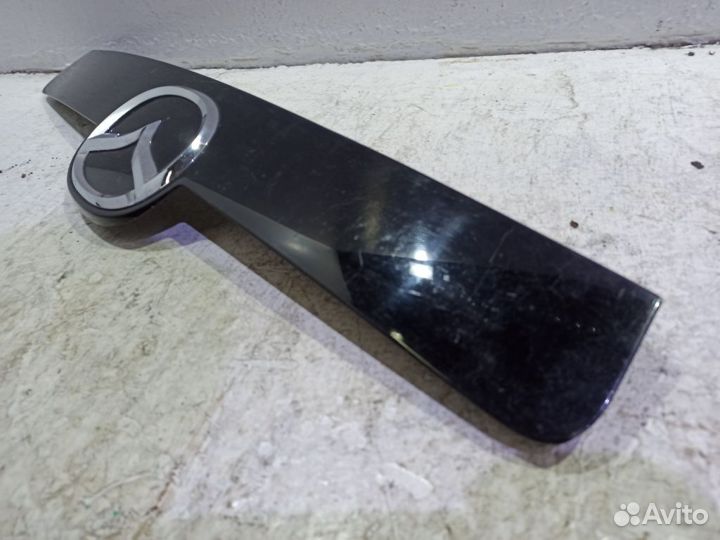 Накладка двери багажника