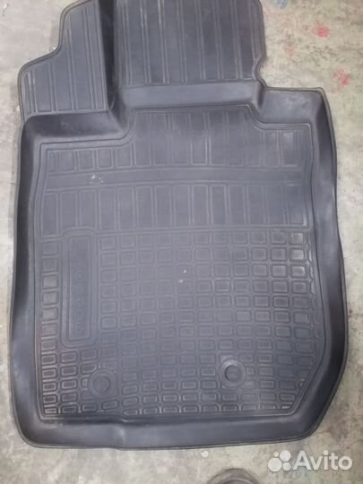 Коврики резиновые renault duster