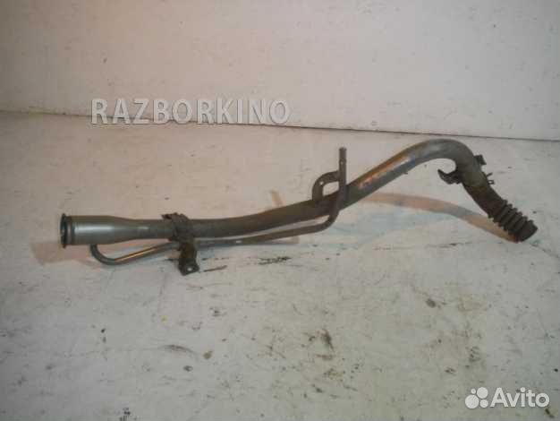 Топливно-заливная горловина