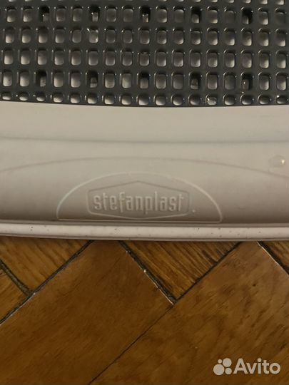 Лоток для собак под пеленку