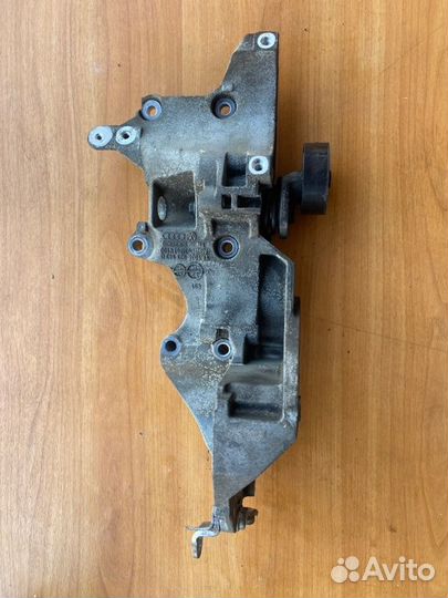 Кронштейн генератора Skoda Rapid универсал сayb