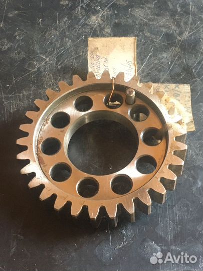 Продам шестерню коленчатого вала камаз