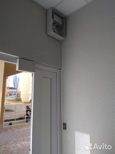 Видеонаблюдение, контроль доступа, домофон