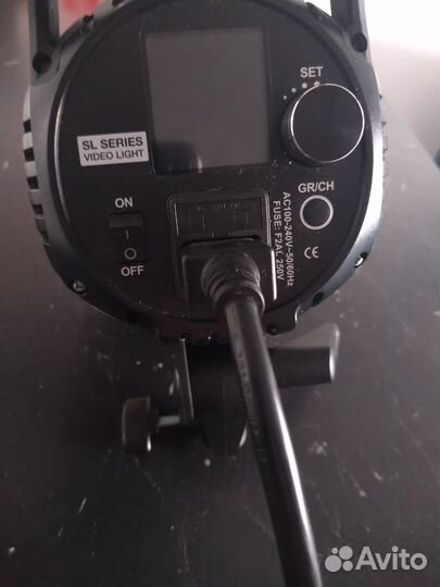 Осветитель светодиодный Godox SL60W студийный