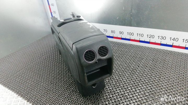 Подлокотник Peugeot 3008 2010