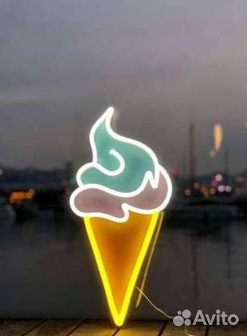 Неоновая вывеска