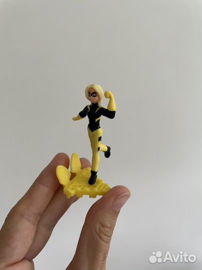 Игрушки из киндера леди баг