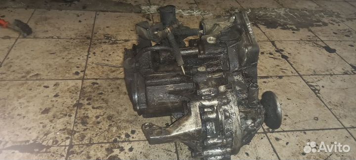 МКПП Пассат Б3 Б4 1.8