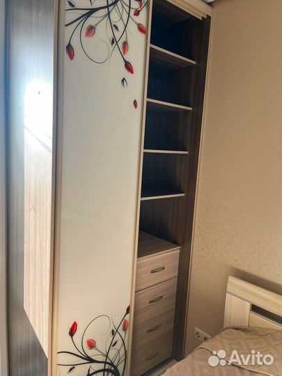 Шкаф