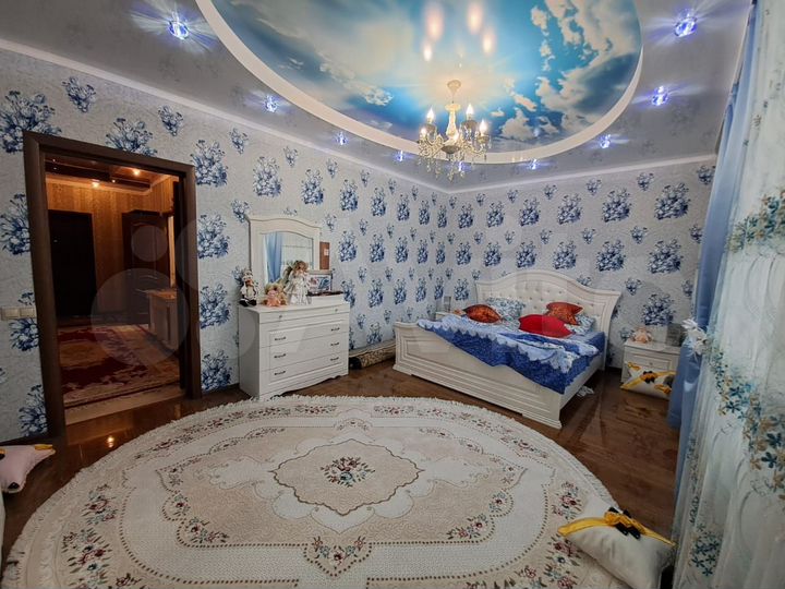 2-к. квартира, 93,4 м², 2/9 эт.