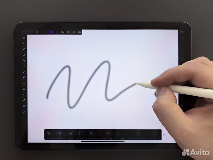 Apple Pencil Первого поколения Lightning