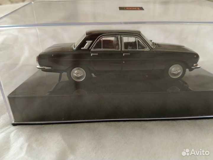 Волга 24 чёрная в масштабе 1/43