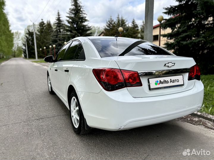 Chevrolet Cruze 1.6 МТ, 2011, 202 000 км