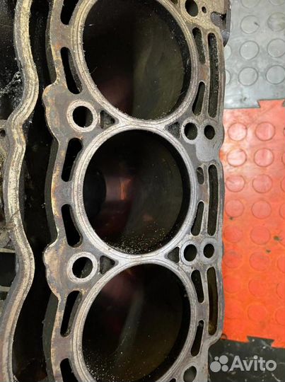 Блок цилиндров двигателя пустой 14998