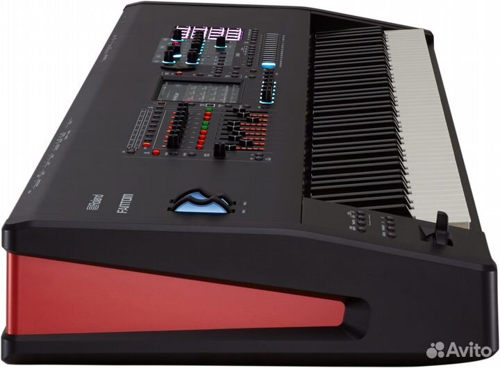 Синтезатор Roland fantom-8