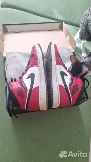 Air jordan 1 mid Chicago Toe