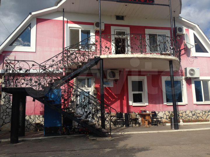Гостиница 400 м², Земельный участок 4000 м²