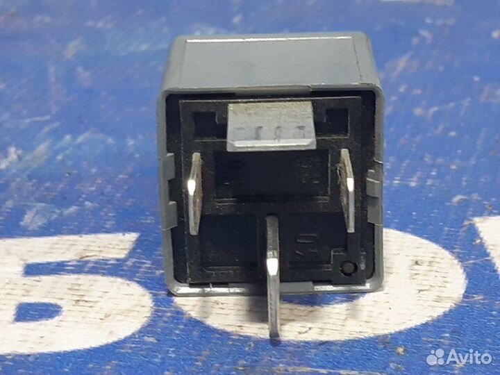 Реле Volkswagen Passat B5 универсал 1999