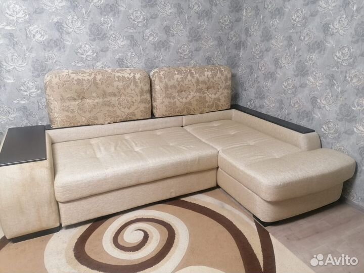 Угловой диван