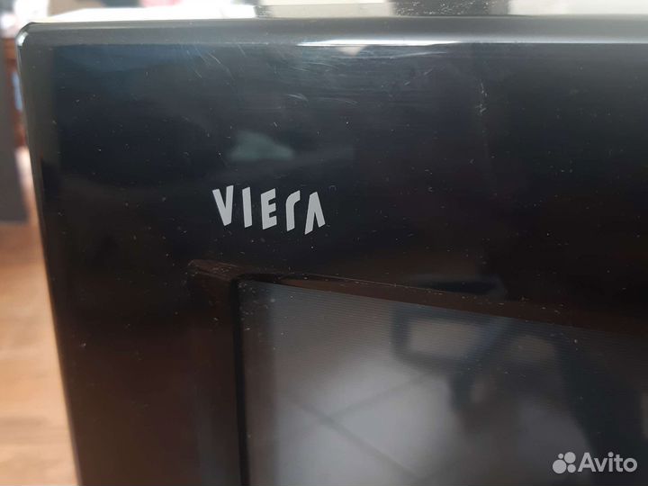 Огромный телевизор Panasonic tx-pr50u10