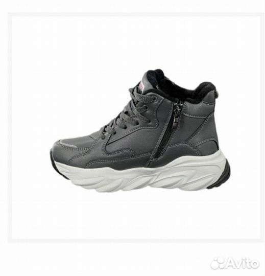 Ботинки зимние новые