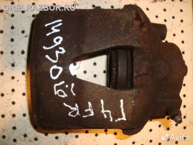 Суппорт VW Golf 2/3