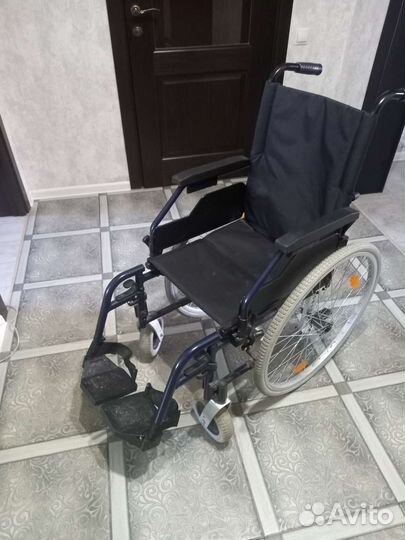 Коляска инвалидная