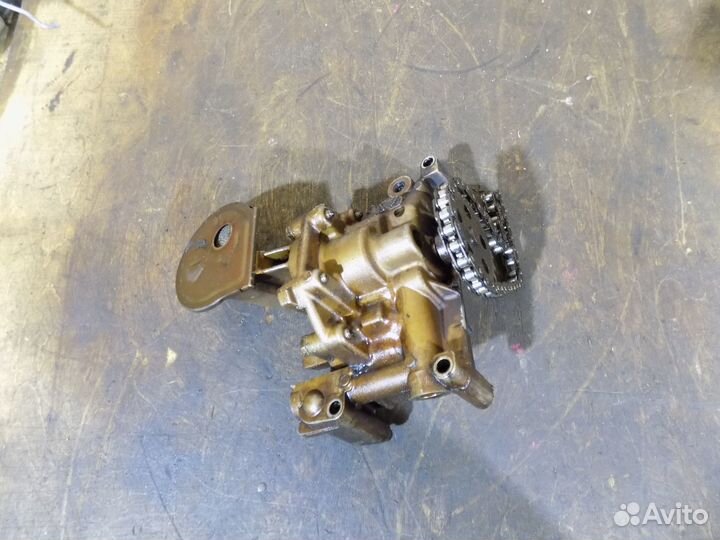 Масляный насос Peugeot 307 NFU